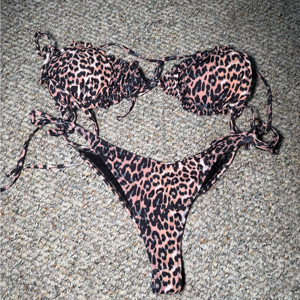 SHEIN Leopard Print Bikini